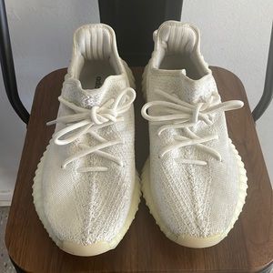 White/Cream YEEZY Boost sneakers